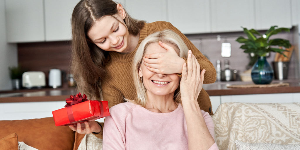 Prenditi cura della bellezza di tua mamma con le idee regalo di cosmetica naturale con bava di lumaca - la lumaca bianca 